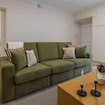 Apartment A Garden In Graca Lisbon